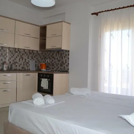 Seaview Bay & Private Garage Apartamento Vlorë