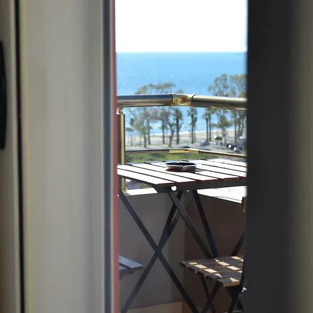 Seaview Bay & Private Garage Vlore