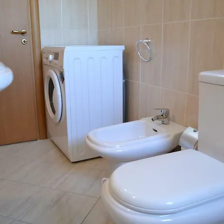 Seaview Bay & Private Garage * Влёра