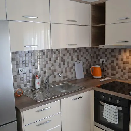 Seaview Bay & Private Garage Vlore